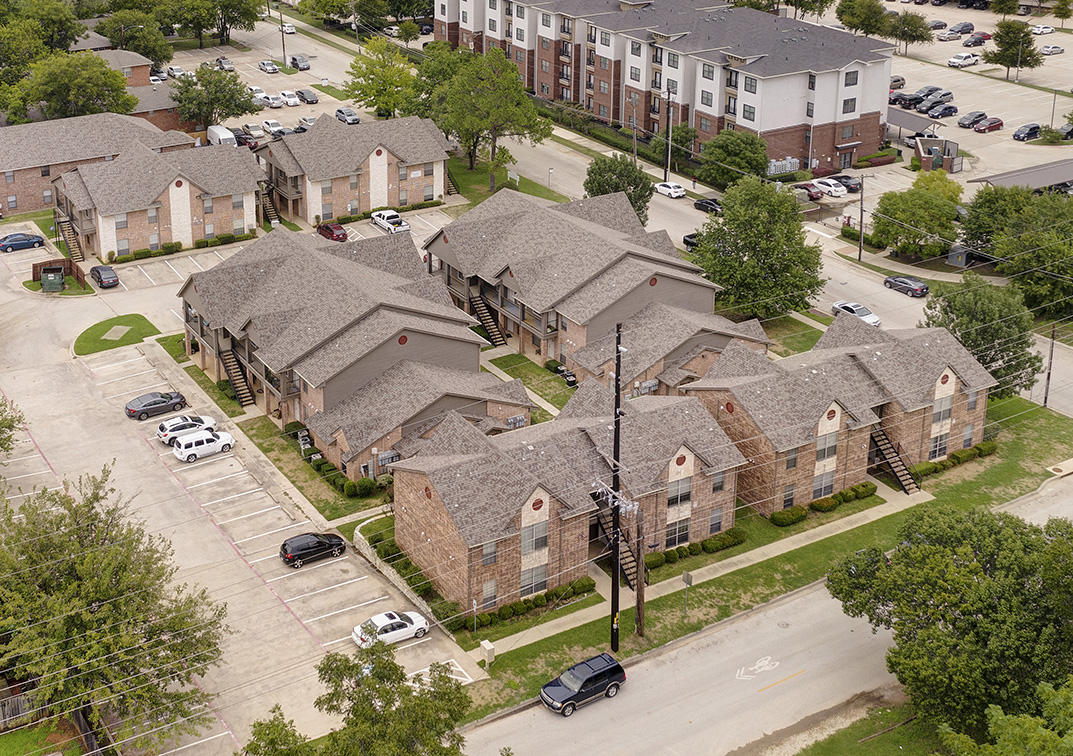 Cole Place Apartments - Denton, Texas